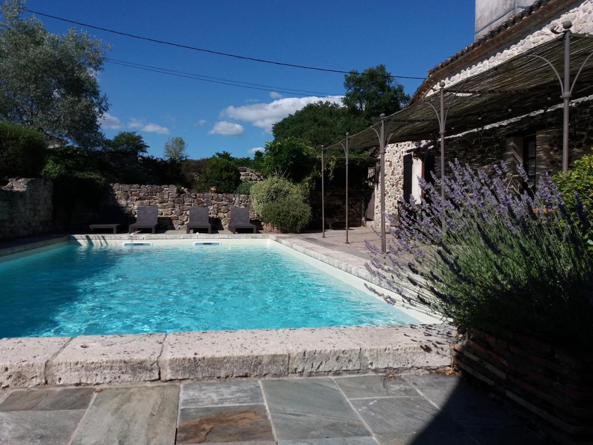Gite Des Gravets Sigalens Exterior foto
